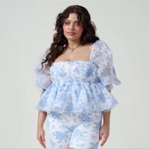 Selkie Blue and White Floral Blouse